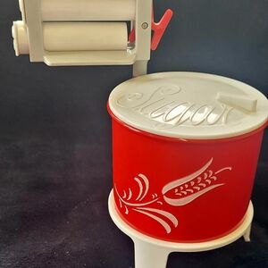 Vintage Sugar Bowl Washtub w/Removable Salt and Pepper Shakers